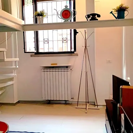 Nina House Yellow Metro Affori Center * Milano